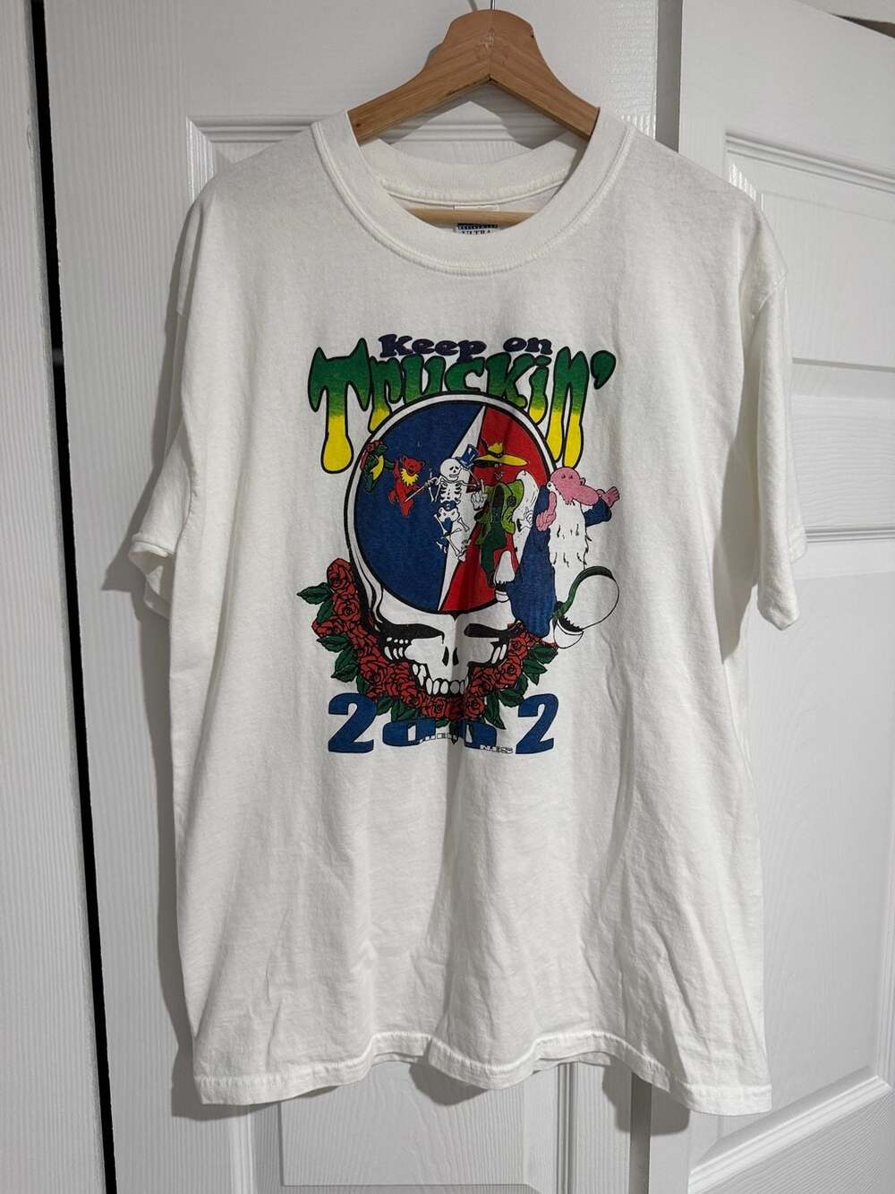 Vintage 2002 Fall Tour T-Shirt Keep On Truckin' Grateful Dead Size L